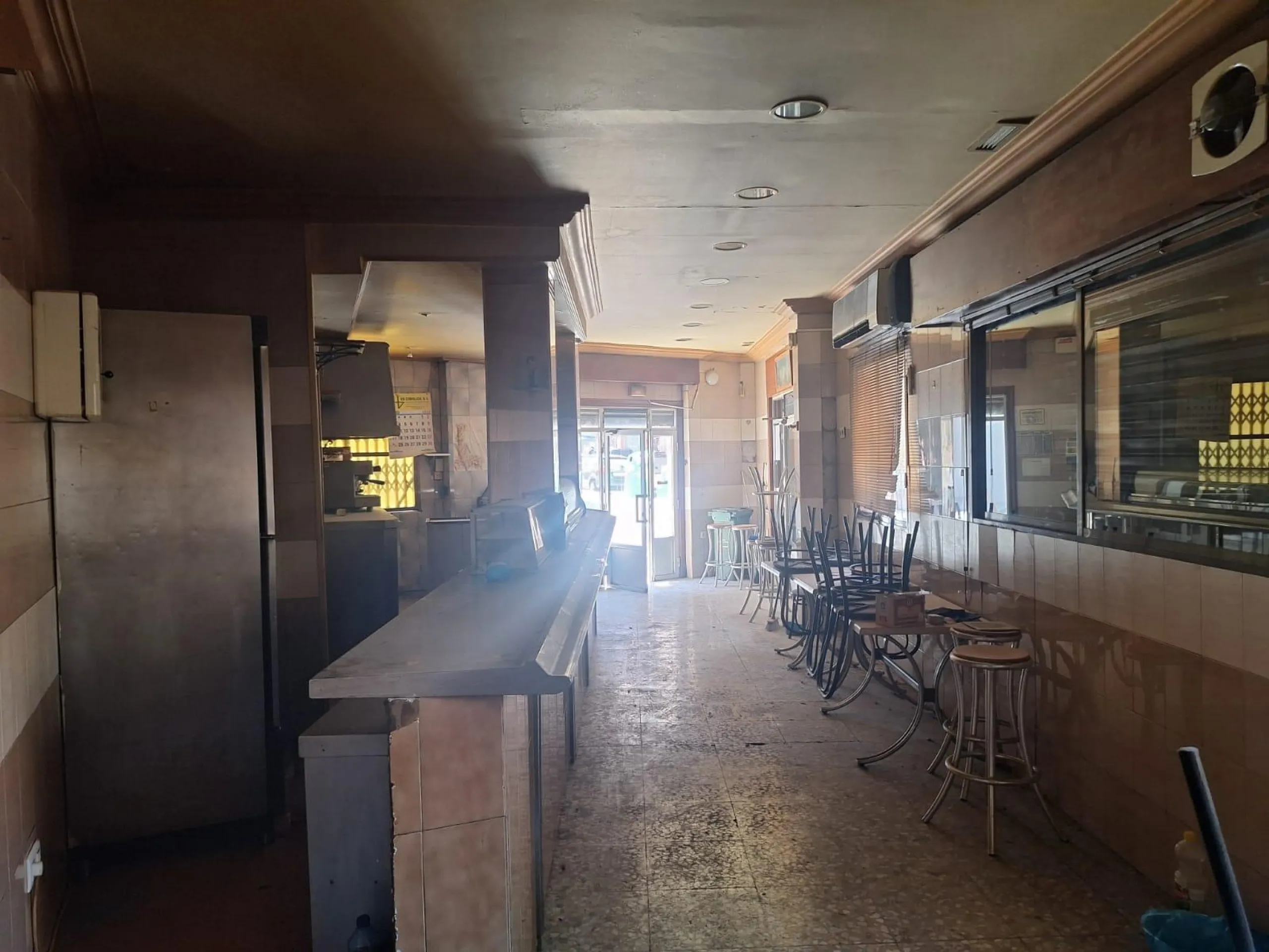 OPORTUNIDAD VENTA LOCAL PARA NEGOCIO - ANTES BAR CAFETERIA