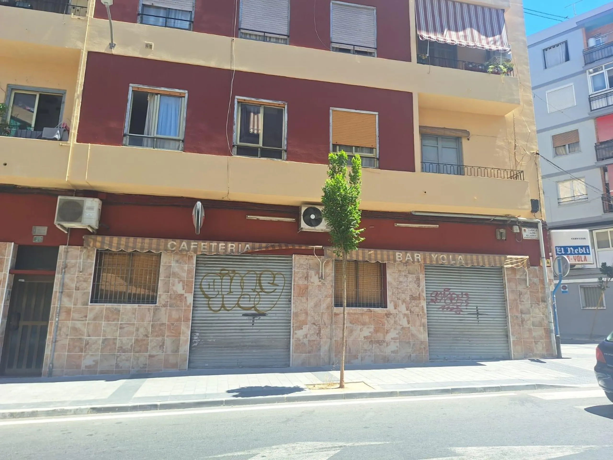 OPORTUNIDAD VENTA LOCAL PARA NEGOCIO - ANTES BAR CAFETERIA