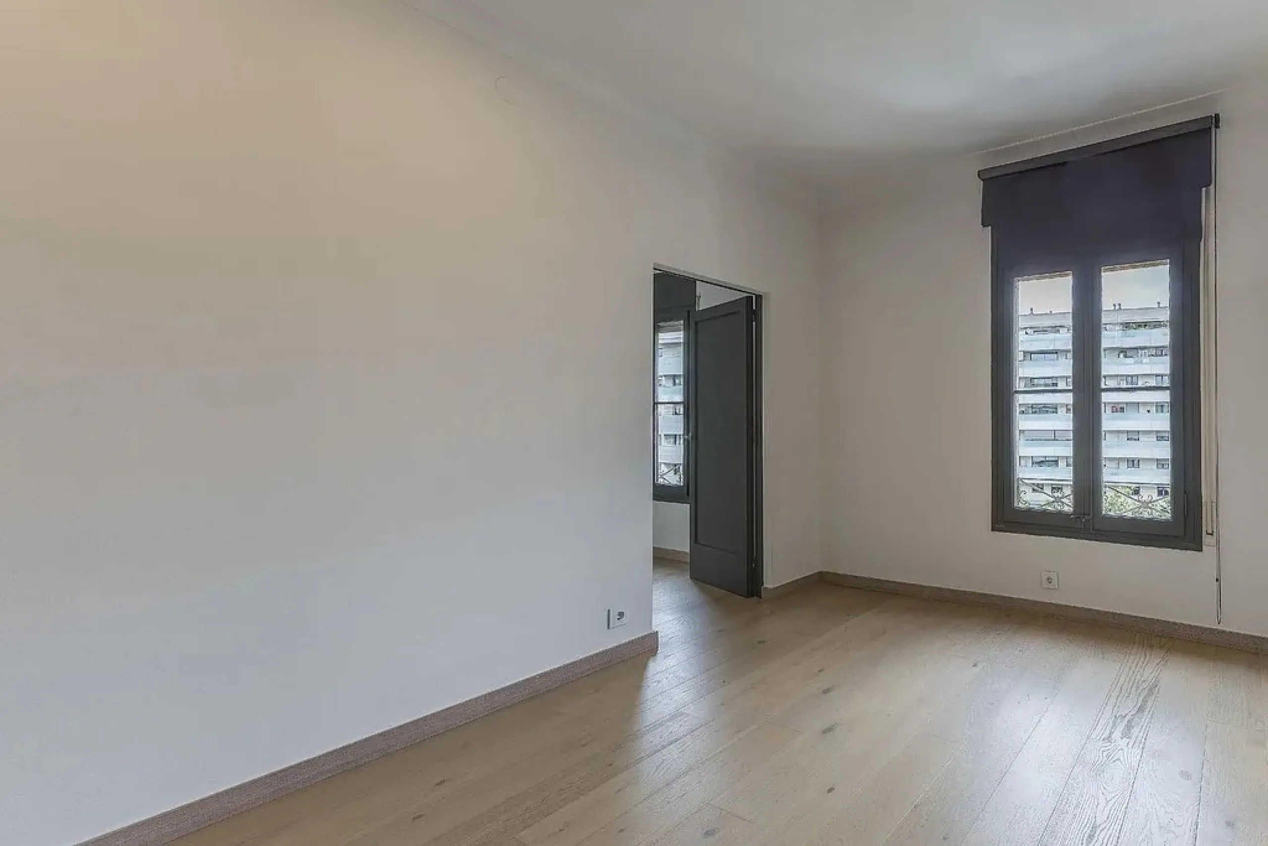 Luminosa vivienda familiar en el corazón de Sarria, Barcelona