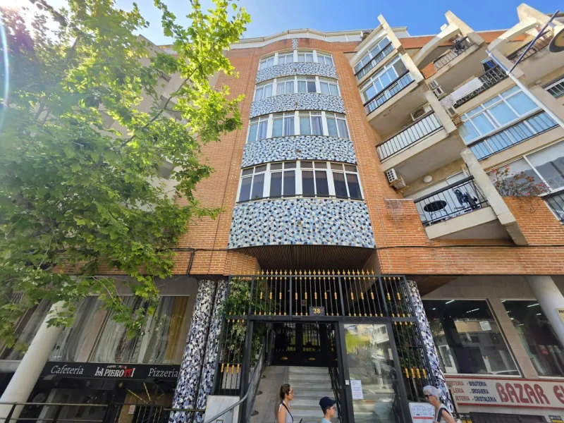 TORREVIEJA CERCA PLAYA,PISCINA,MODERNO 126.000 EUROS!!!