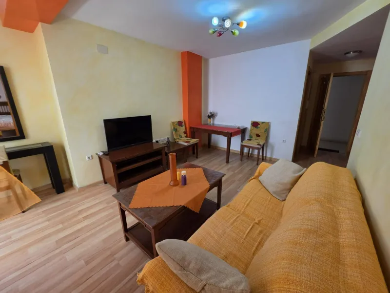 TORREVIEJA CERCA PLAYA,PISCINA,MODERNO 126.000 EUROS!!!
