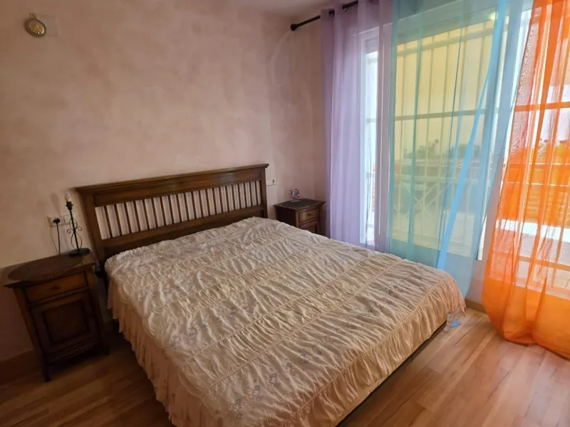 TORREVIEJA CERCA PLAYA,PISCINA,MODERNO 126.000 EUROS!!!