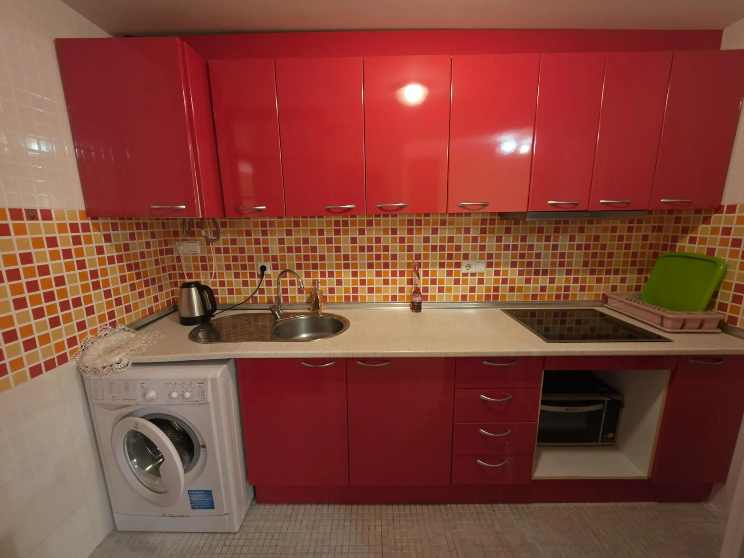 TORREVIEJA CERCA PLAYA,PISCINA,MODERNO 126.000 EUROS!!!