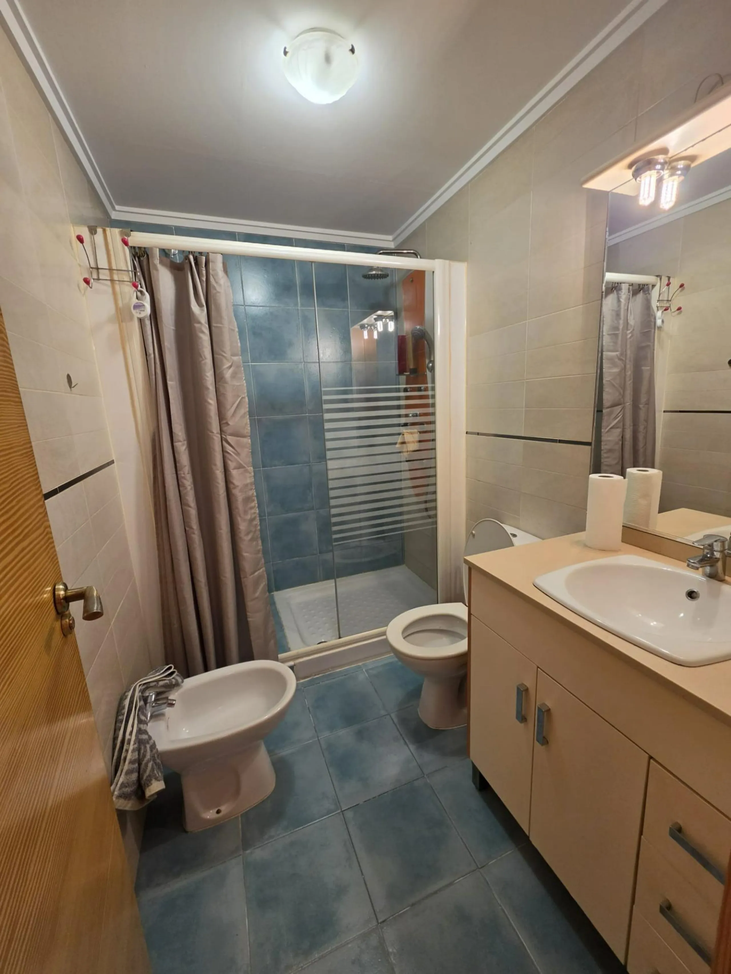 TORREVIEJA CERCA PLAYA,PISCINA,MODERNO 126.000 EUROS!!!