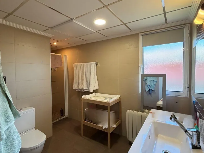 🏡 Precioso chalet pareado recién reformado, a solo 5 minutos andando de la Rambla de San Juan