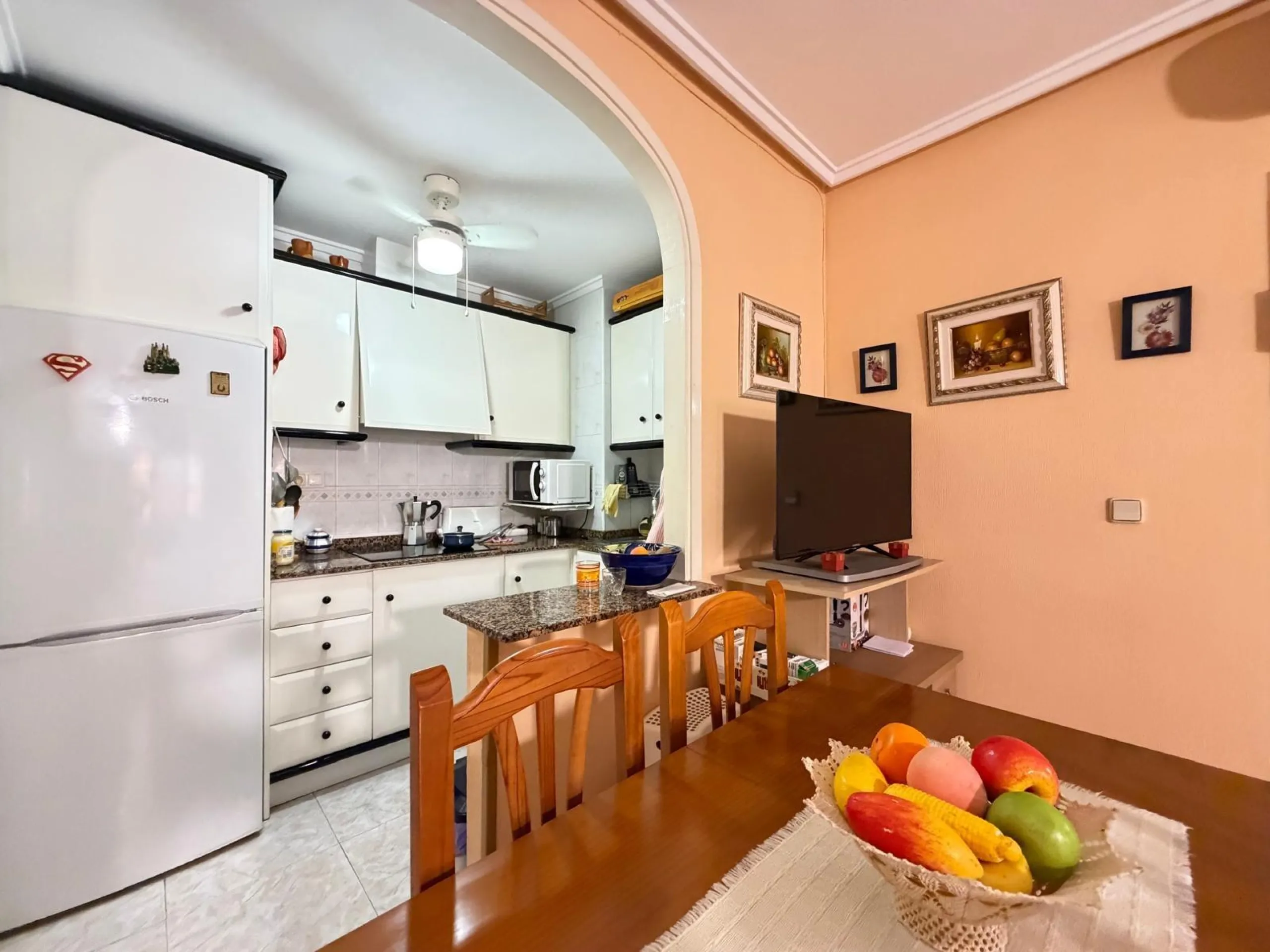 APARTMENT 400 METERS FROM CURA BEACH WITH COMMUNITY POOL. 2 BEDROOMS. 1 BATHROOM. WITH A SURFACE AREA OF 60 M2.