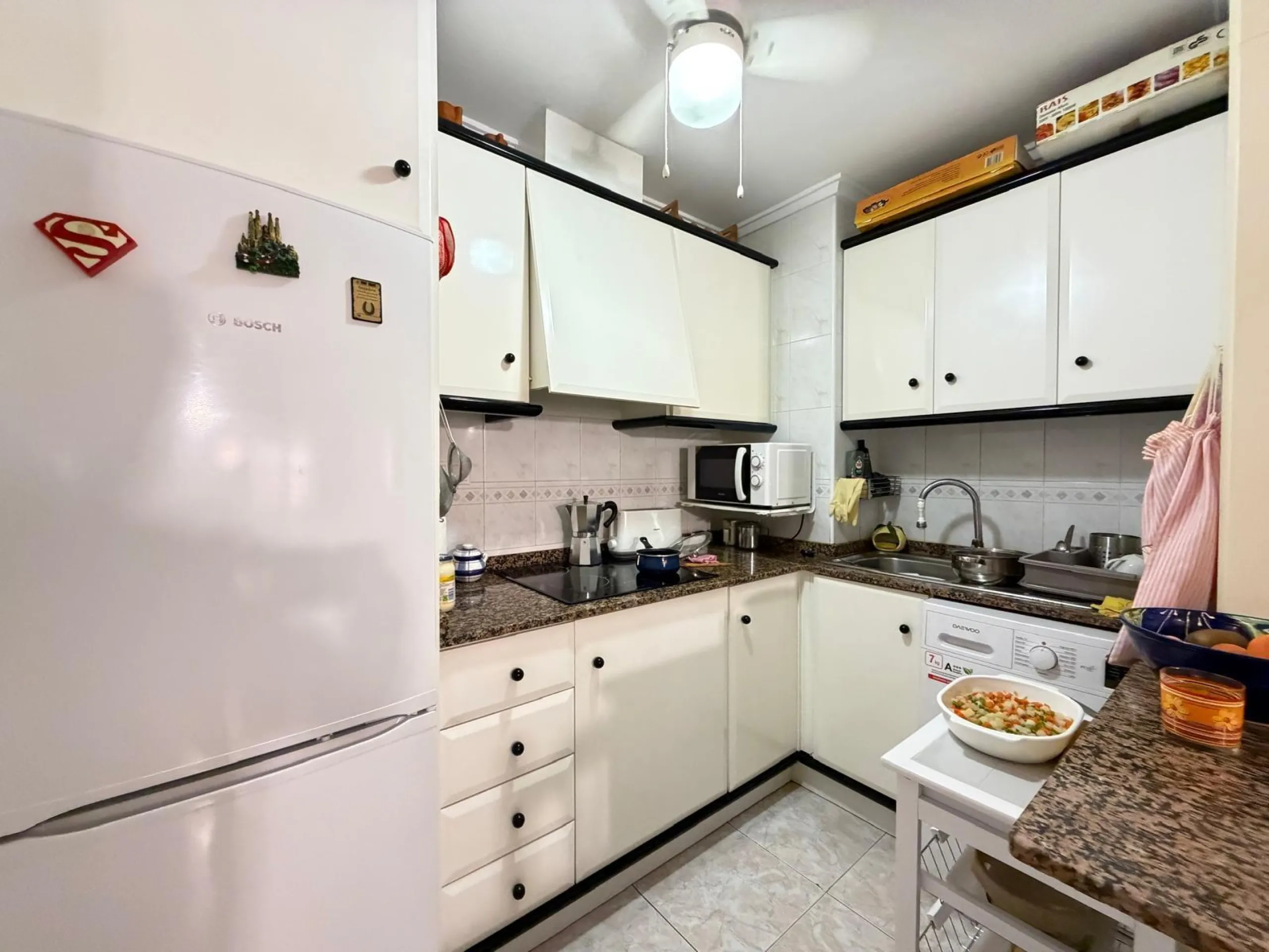 APARTMENT 400 METERS FROM CURA BEACH WITH COMMUNITY POOL. 2 BEDROOMS. 1 BATHROOM. WITH A SURFACE AREA OF 60 M2.