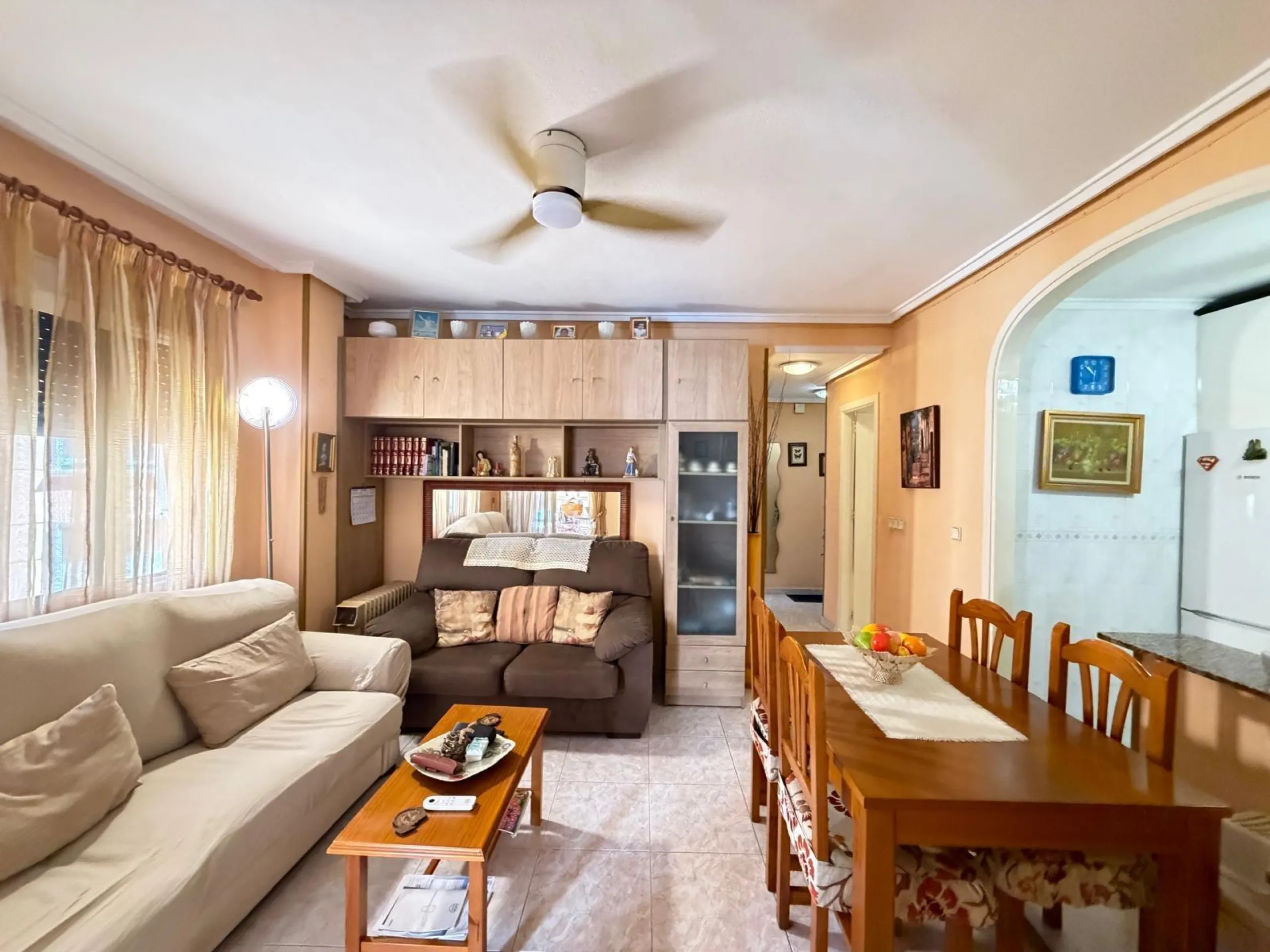 APARTMENT 400 METERS FROM CURA BEACH WITH COMMUNITY POOL. 2 BEDROOMS. 1 BATHROOM. WITH A SURFACE AREA OF 60 M2.