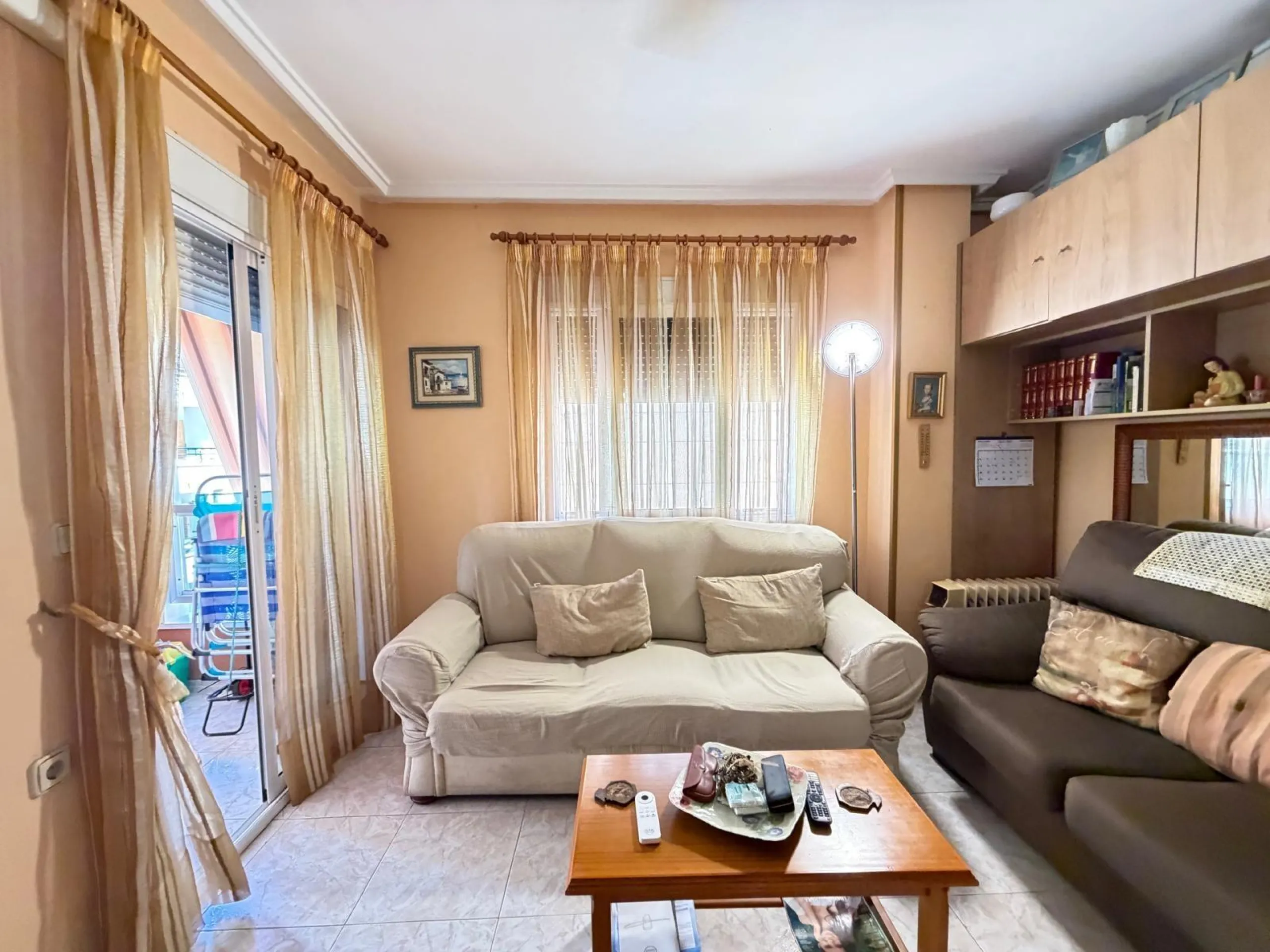 APARTMENT 400 METERS FROM CURA BEACH WITH COMMUNITY POOL. 2 BEDROOMS. 1 BATHROOM. WITH A SURFACE AREA OF 60 M2.