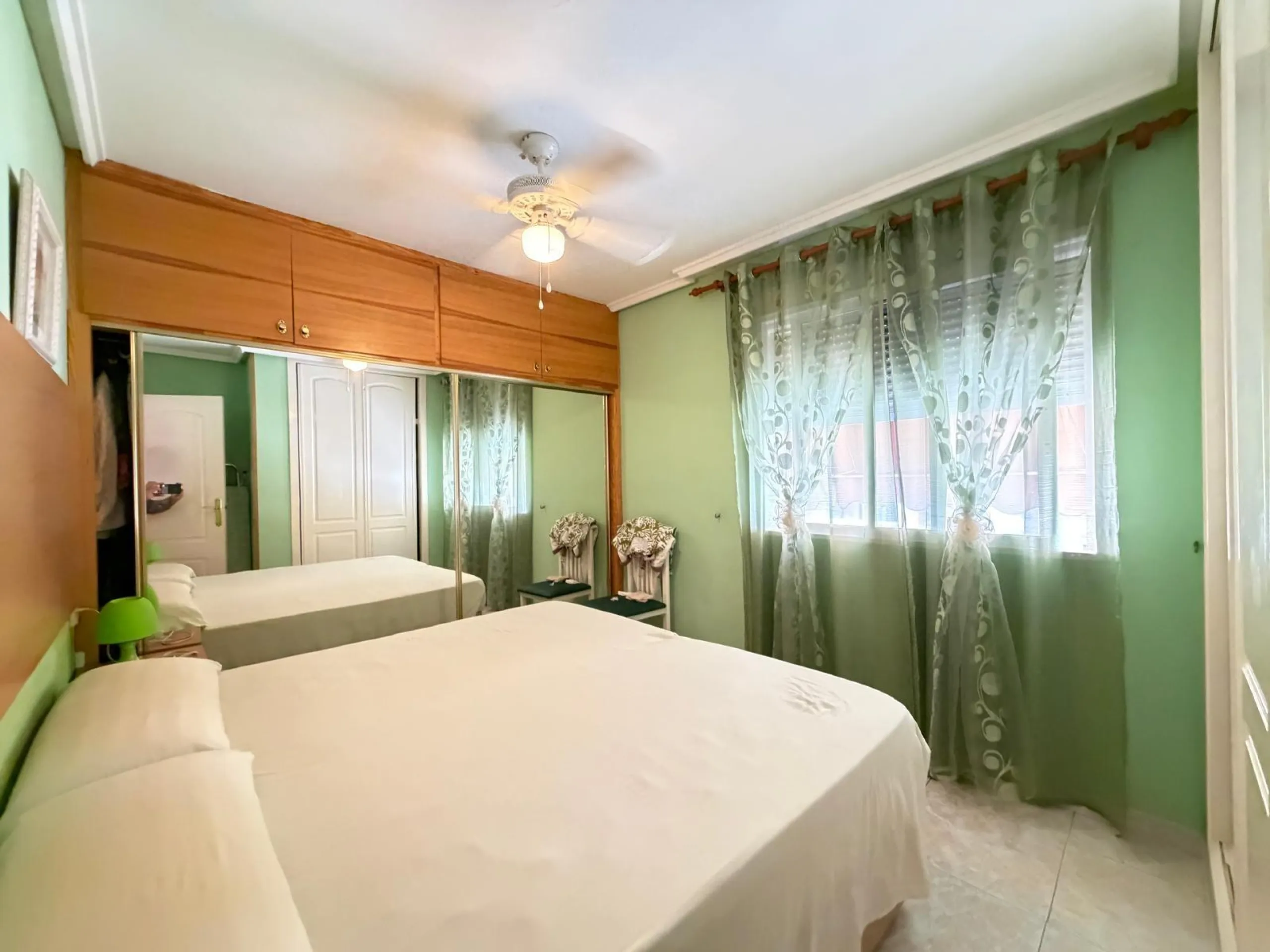 APARTMENT 400 METERS FROM CURA BEACH WITH COMMUNITY POOL. 2 BEDROOMS. 1 BATHROOM. WITH A SURFACE AREA OF 60 M2.
