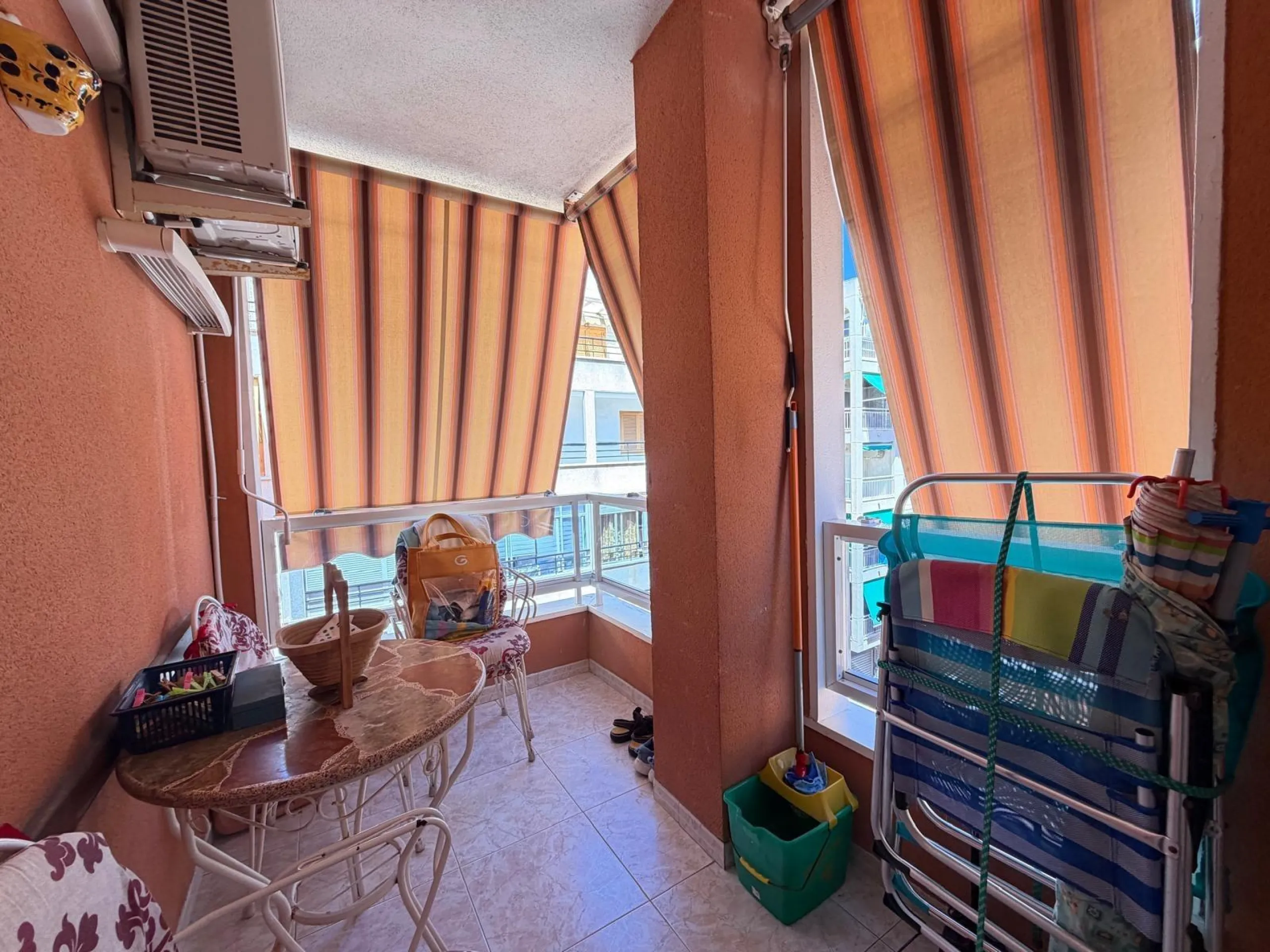APARTMENT 400 METERS FROM CURA BEACH WITH COMMUNITY POOL. 2 BEDROOMS. 1 BATHROOM. WITH A SURFACE AREA OF 60 M2.