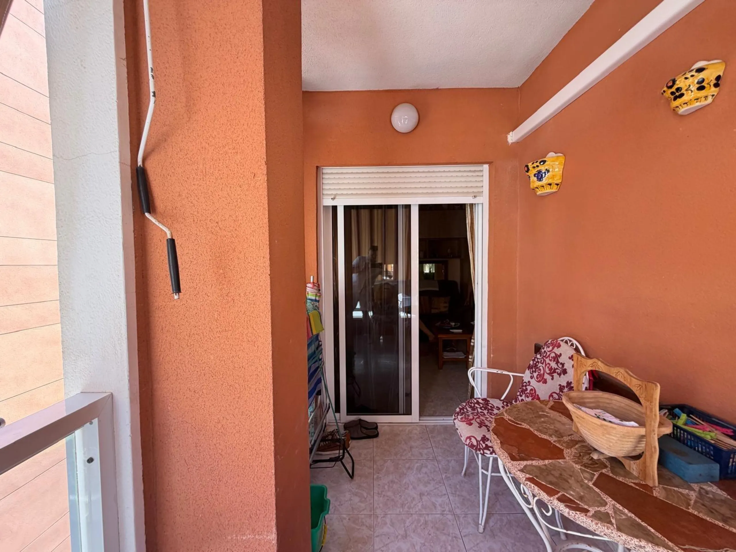 APARTMENT 400 METERS FROM CURA BEACH WITH COMMUNITY POOL. 2 BEDROOMS. 1 BATHROOM. WITH A SURFACE AREA OF 60 M2.