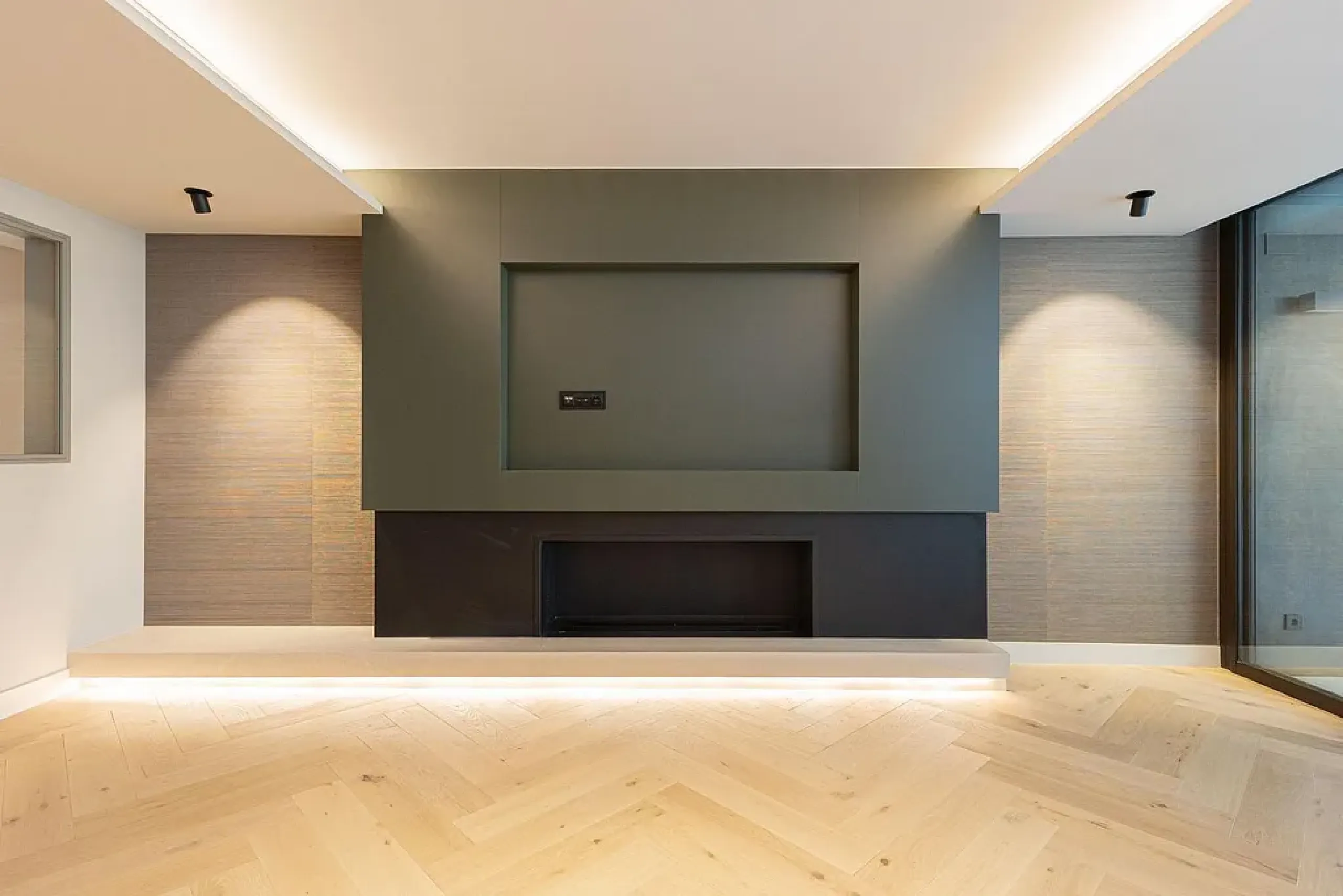 Newly Refurbished Luxury Apartment with Private Terrace in Turó Parc, Barcelona