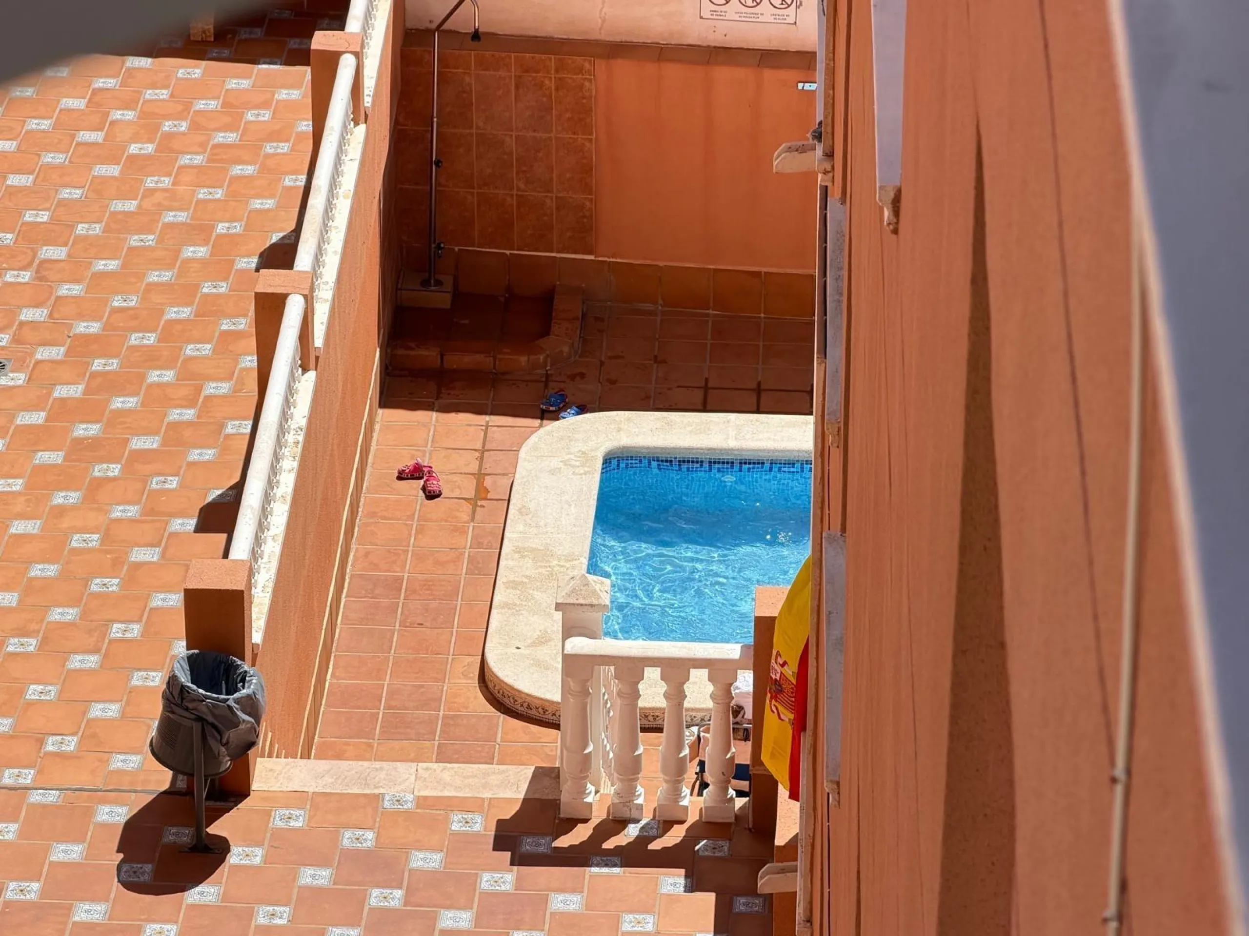 APARTMENT 400 METERS FROM CURA BEACH WITH COMMUNITY POOL. 2 BEDROOMS. 1 BATHROOM. WITH A SURFACE AREA OF 60 M2.