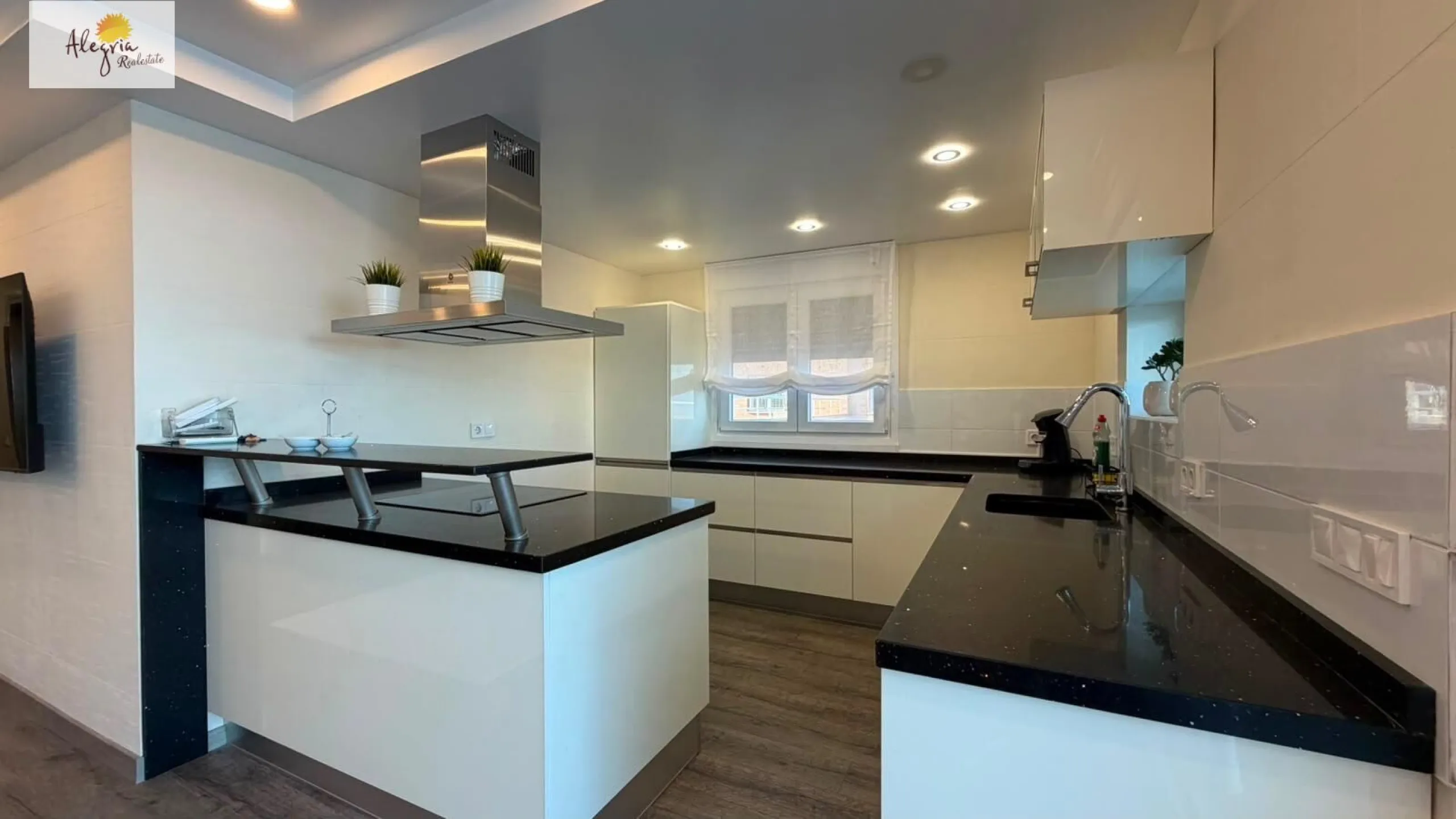 🏡 Sea View Apartment for Sale | Oropesa del Mar