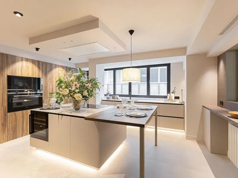 Newly Refurbished Luxury Apartment with Private Terrace in Turó Parc, Barcelona