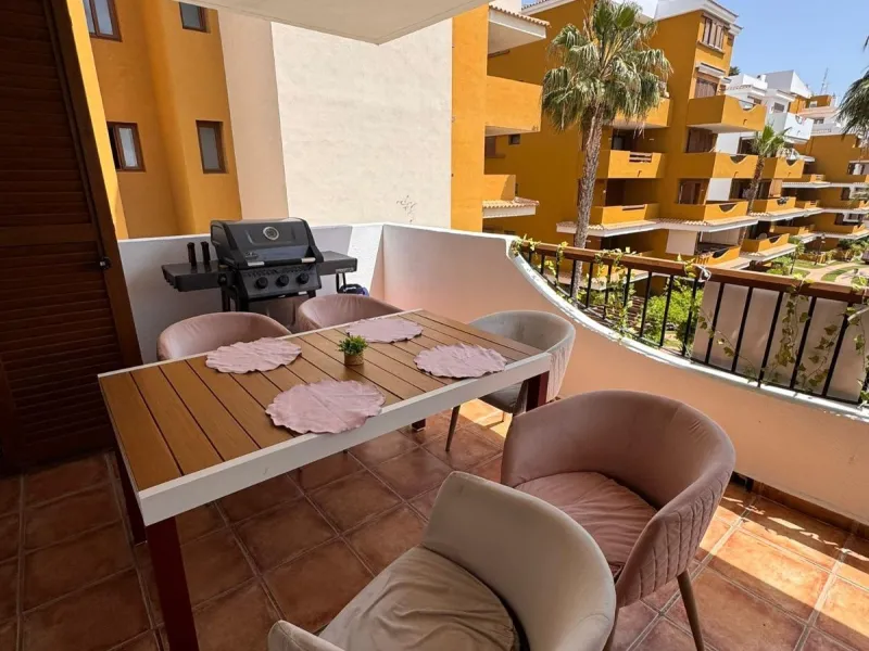 Cozy Apartment in Punta Prima, Torrevieja - Ideal for Enjoying the Mediterranean Sun