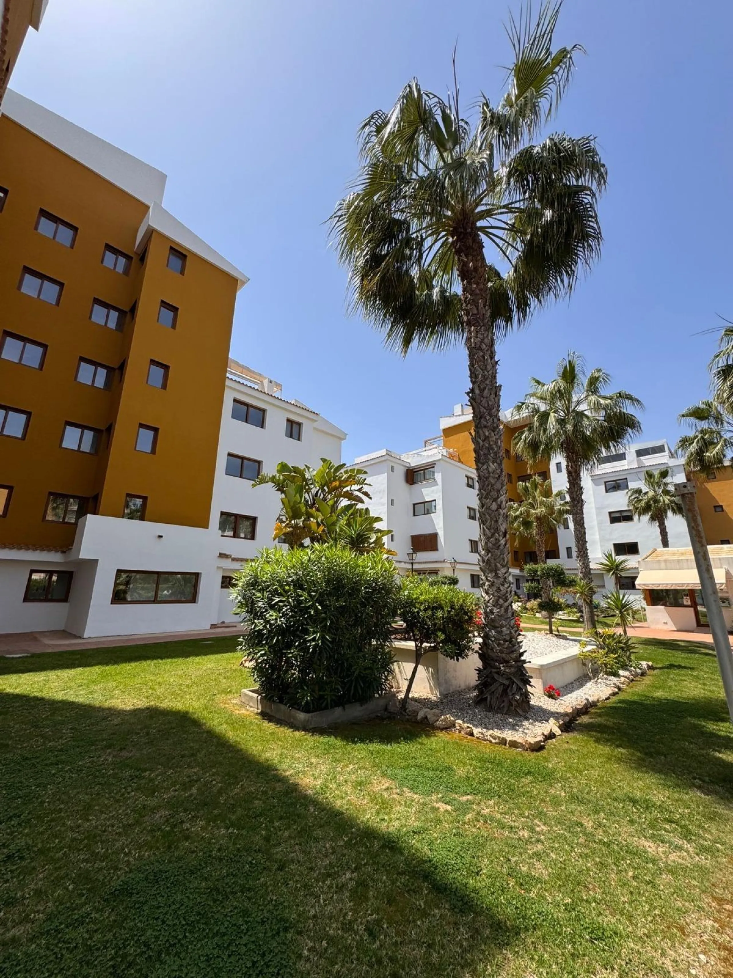 Cozy Apartment in Punta Prima, Torrevieja - Ideal for Enjoying the Mediterranean Sun
