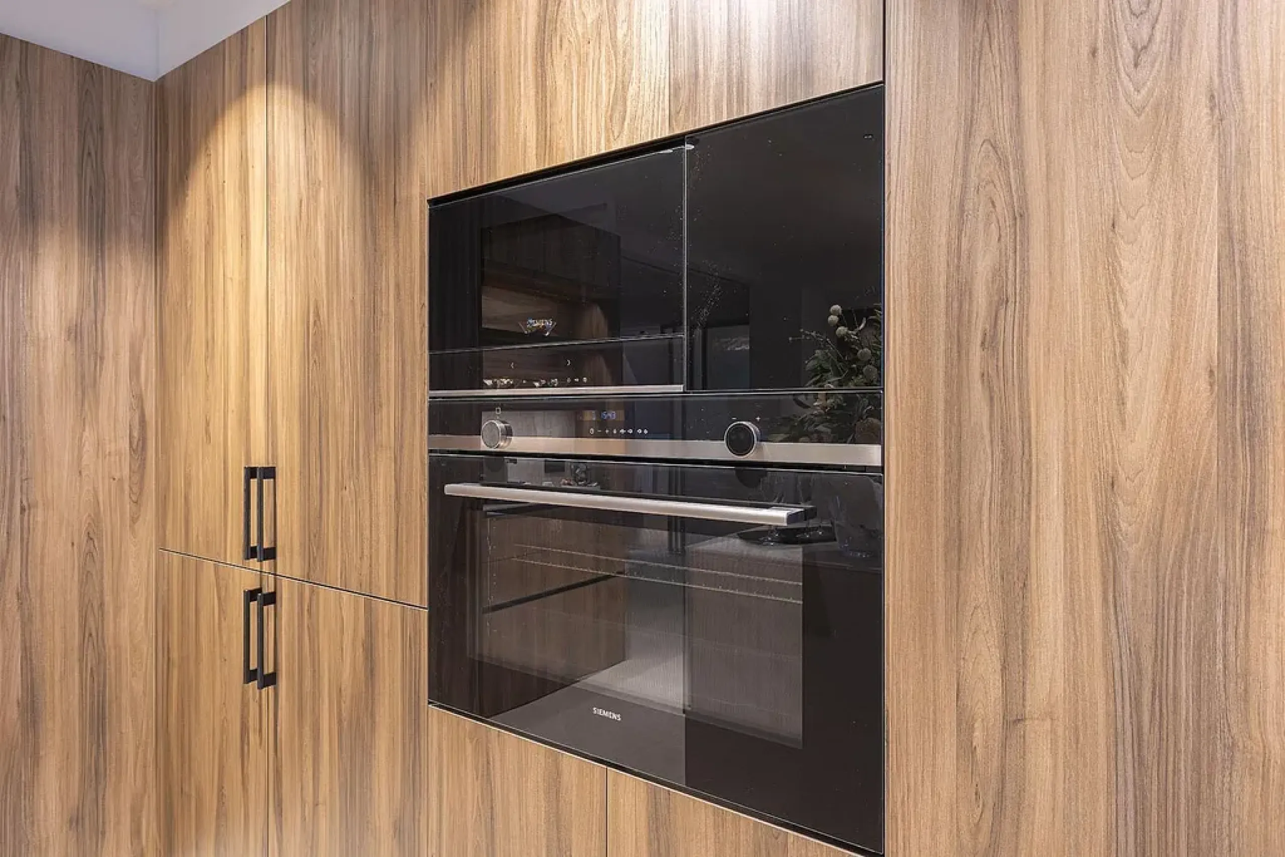 Newly Refurbished Luxury Apartment with Private Terrace in Turó Parc, Barcelona