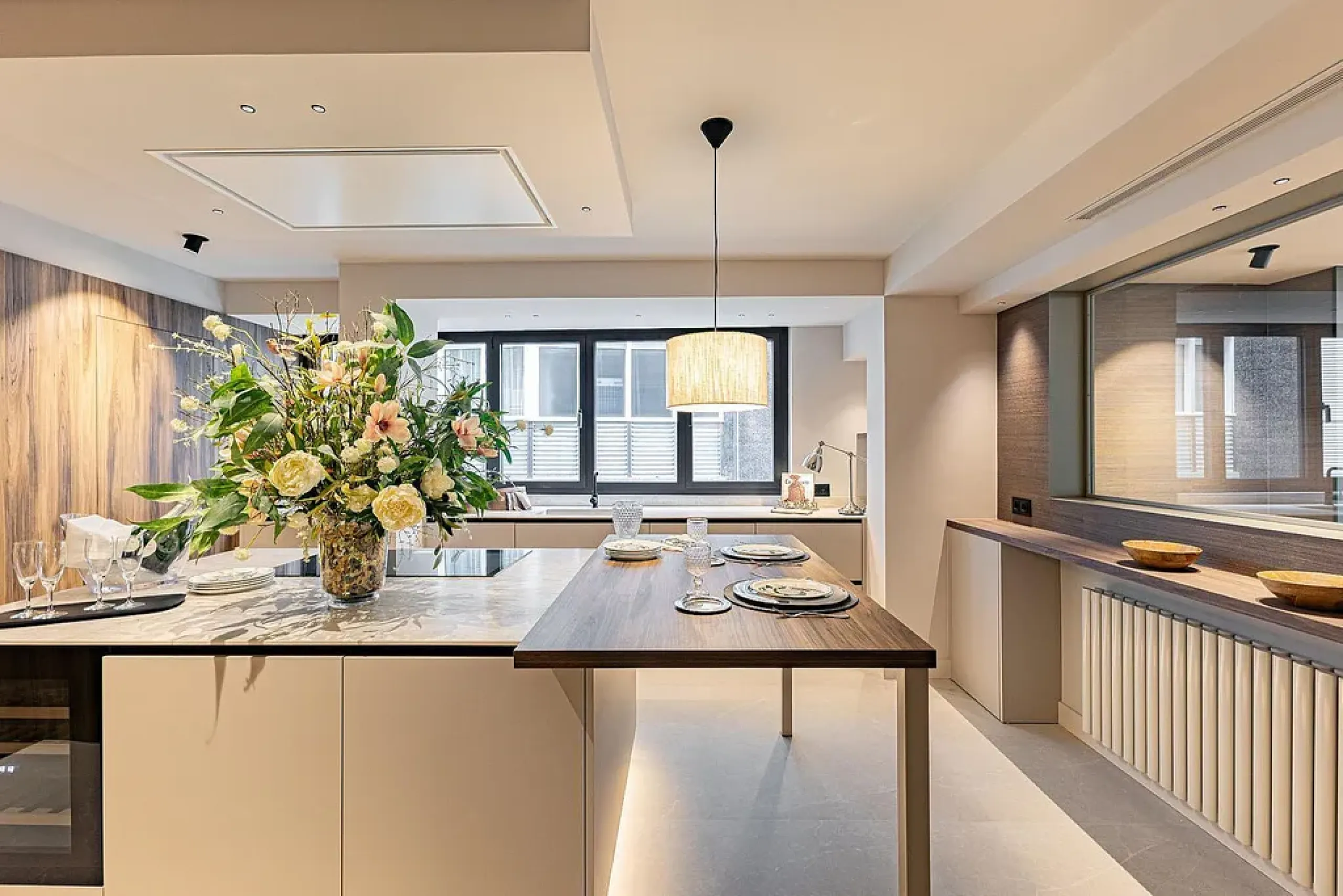 Newly Refurbished Luxury Apartment with Private Terrace in Turó Parc, Barcelona