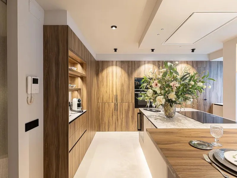 Newly Refurbished Luxury Apartment with Private Terrace in Turó Parc, Barcelona