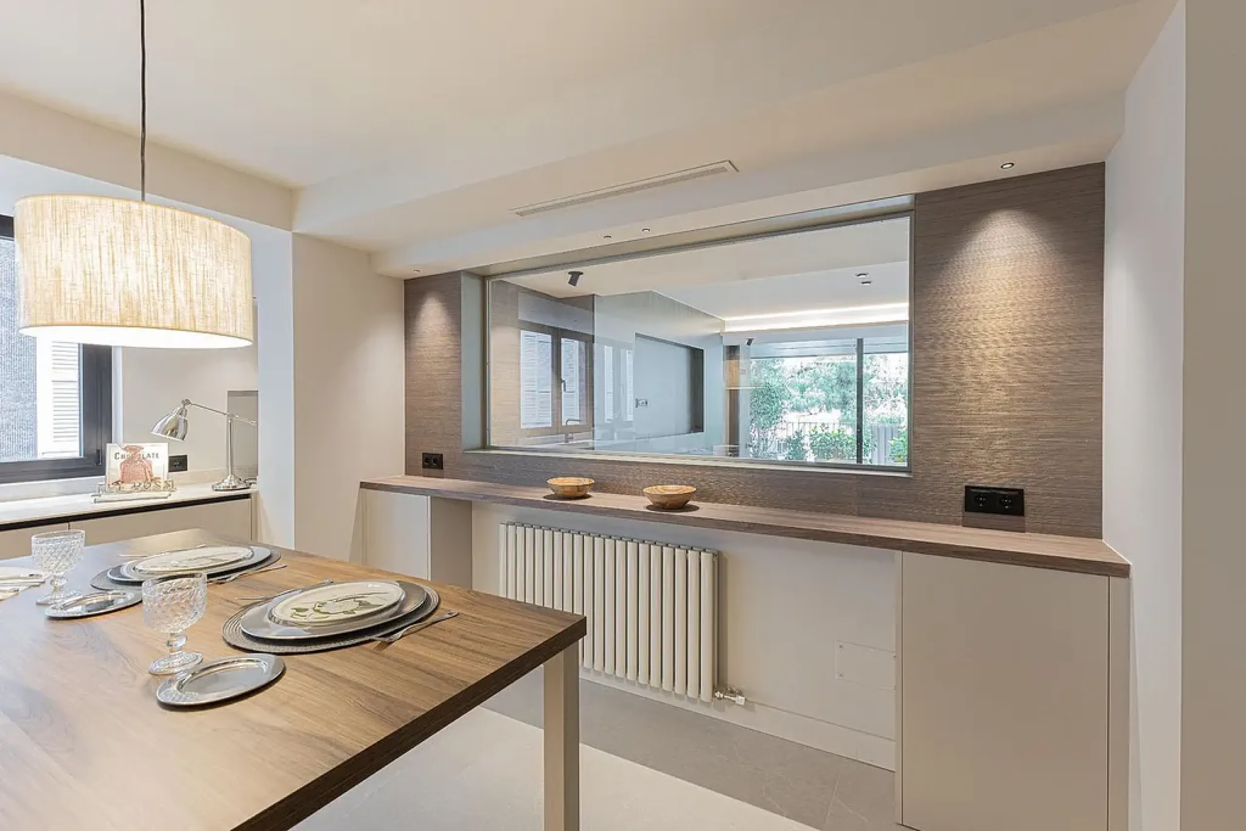 Newly Refurbished Luxury Apartment with Private Terrace in Turó Parc, Barcelona