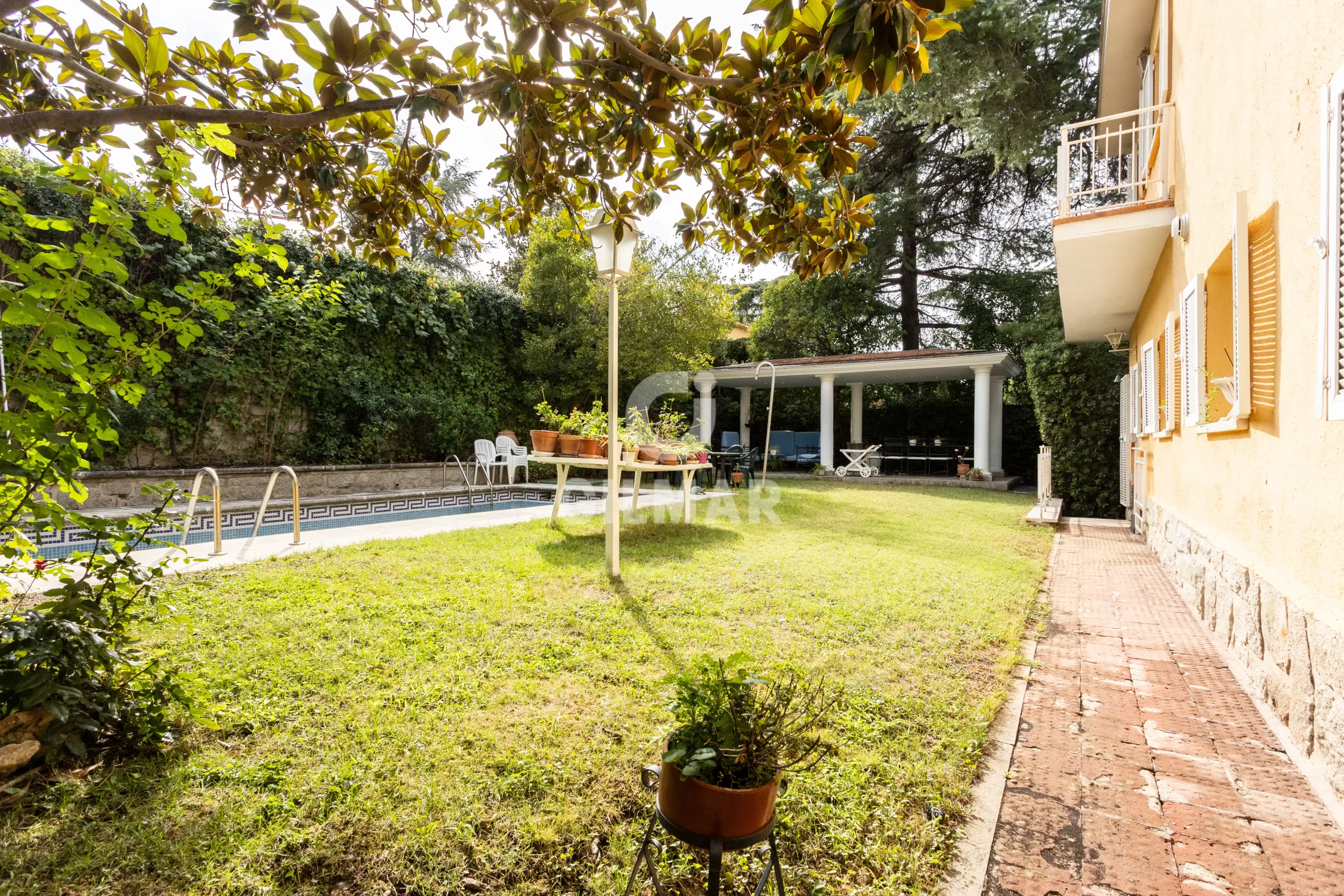 Villa in Mirasierra - Madrid