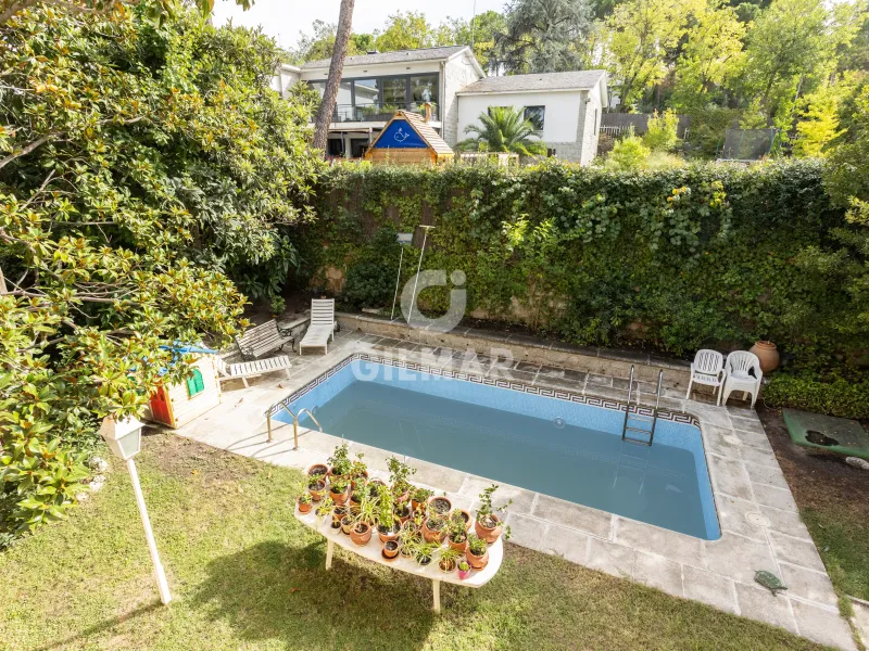 Villa in Mirasierra - Madrid