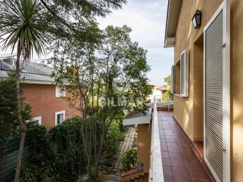Villa in Mirasierra - Madrid