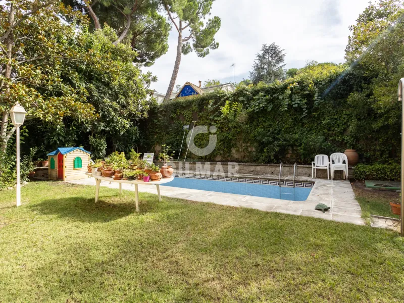 Villa in Mirasierra - Madrid