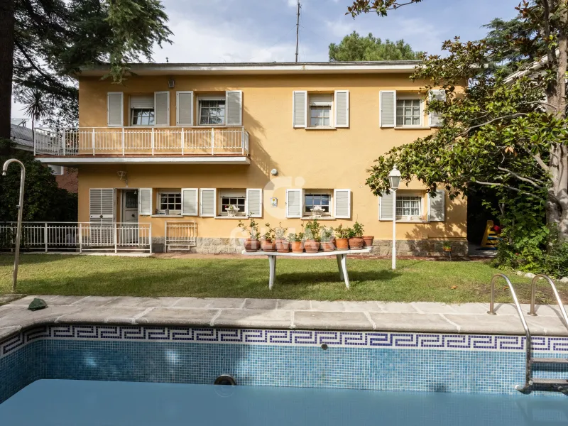 Villa in Mirasierra - Madrid