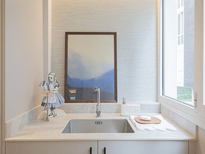 Newly Refurbished Luxury Apartment with Private Terrace in Turó Parc, Barcelona