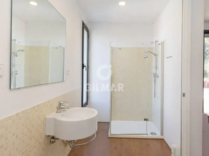 Chalet Independiente en Sanlúcar la Mayor - Sevilla