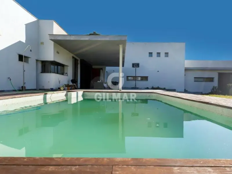Chalet Independiente en Sanlúcar la Mayor - Sevilla