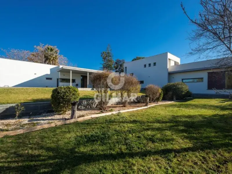 Chalet Independiente en Sanlúcar la Mayor - Sevilla