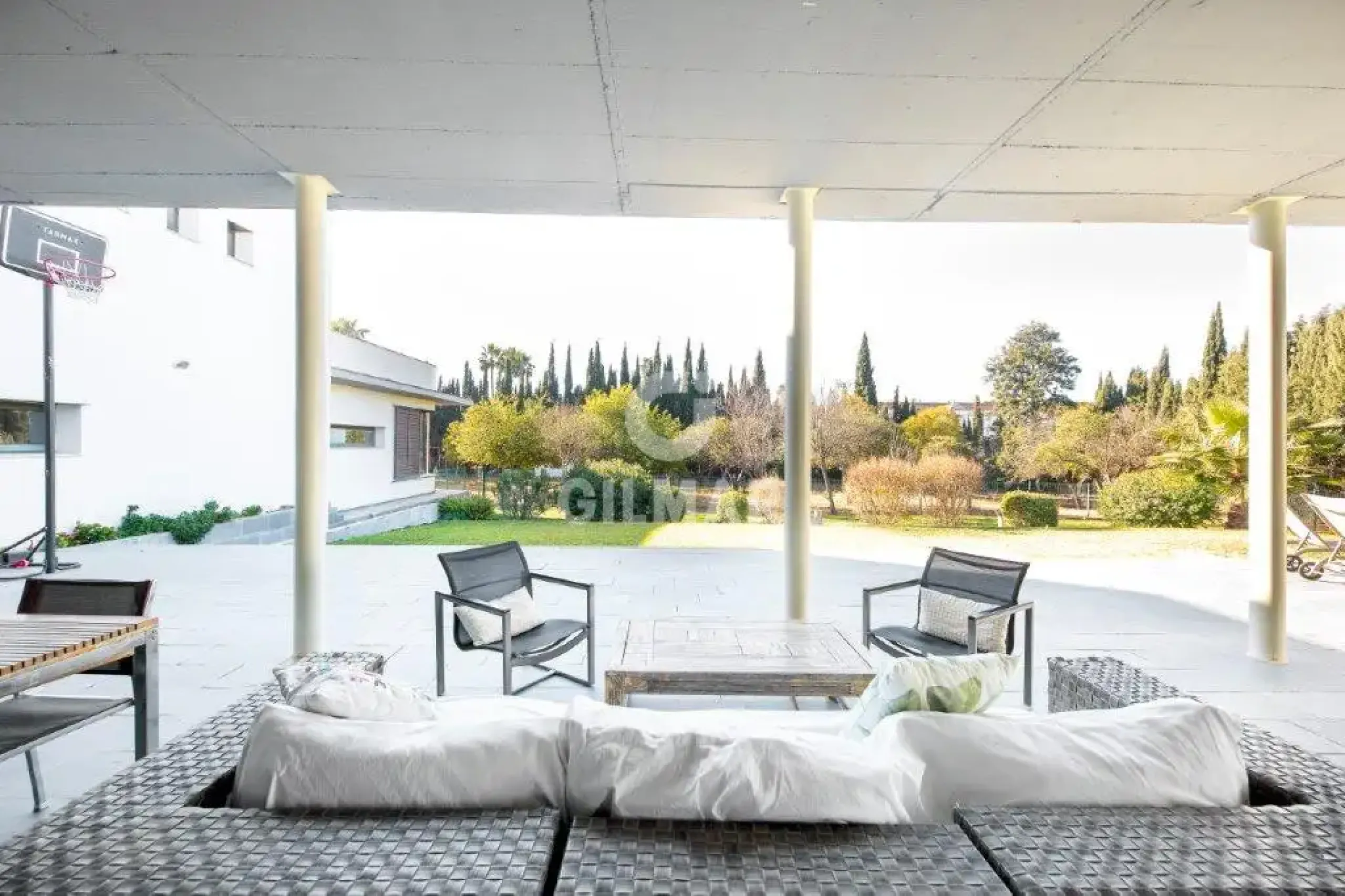 Chalet Independiente en Sanlúcar la Mayor - Sevilla