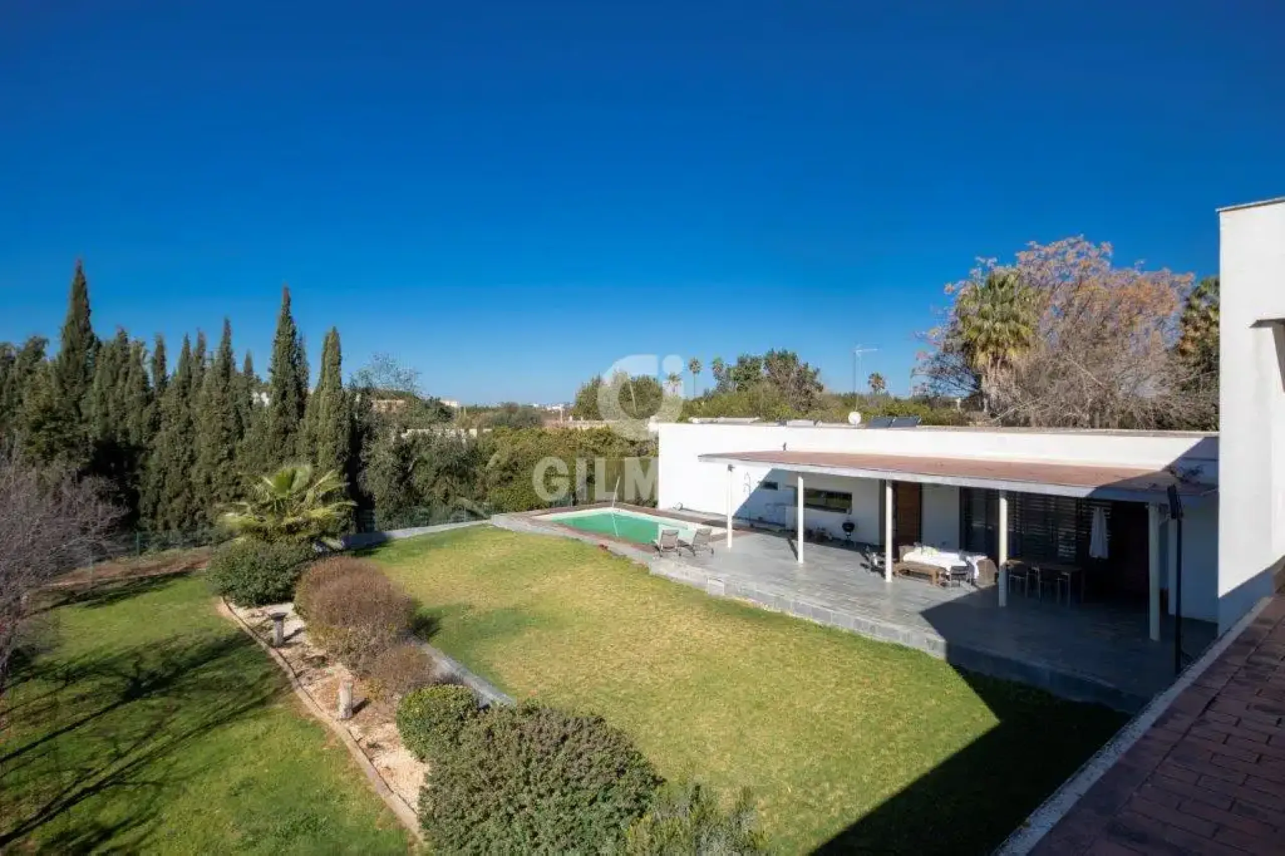 Chalet Independiente en Sanlúcar la Mayor - Sevilla