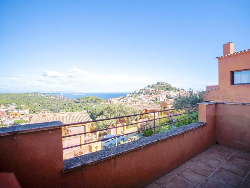 Casa Adosada con Vistas al Mar en Begur, Costa Brava