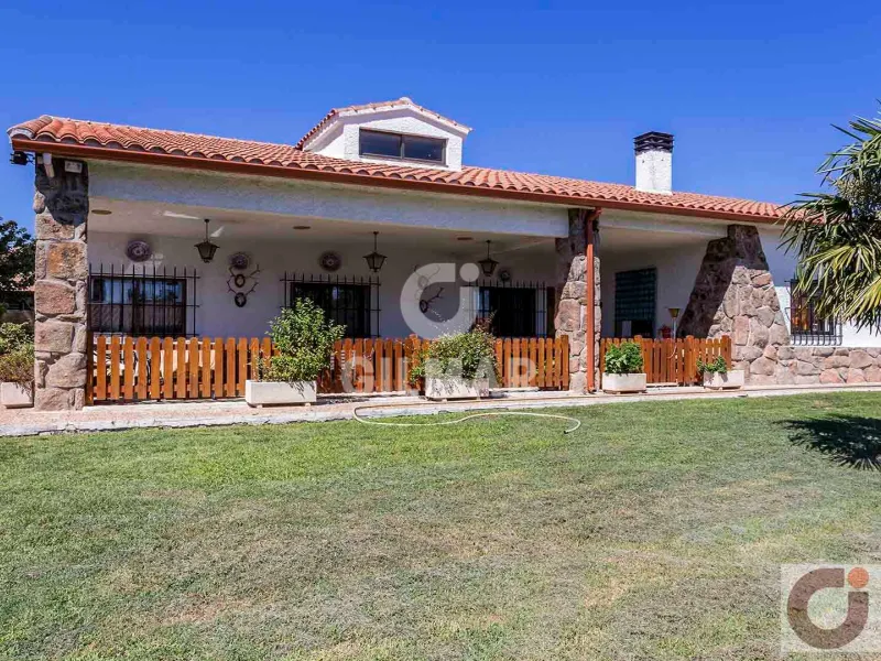 Chalet Independiente en Valdemarín - Madrid