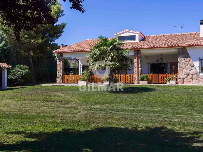 Chalet Independiente en Valdemarín - Madrid