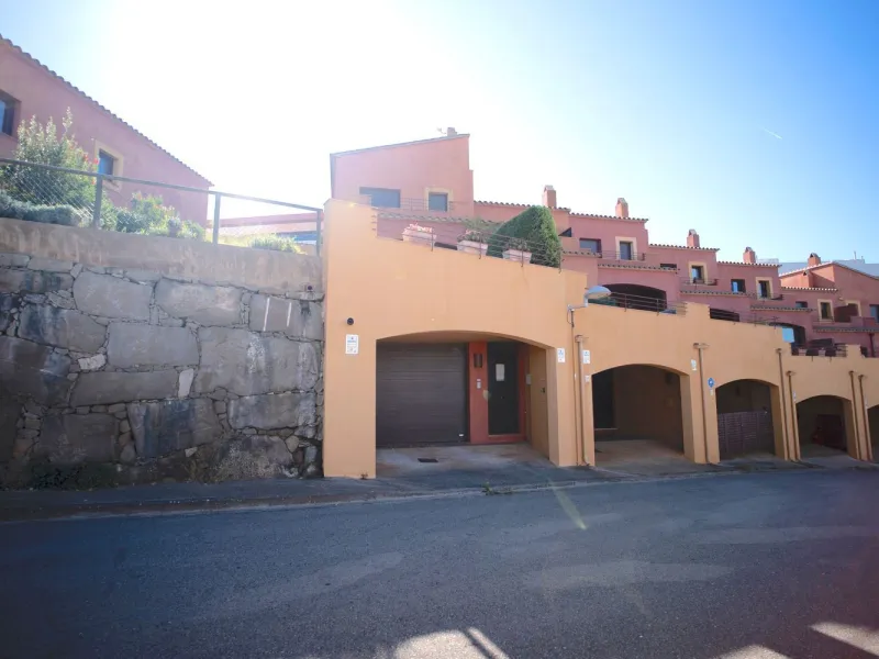 Casa Adosada con Vistas al Mar en Begur, Costa Brava