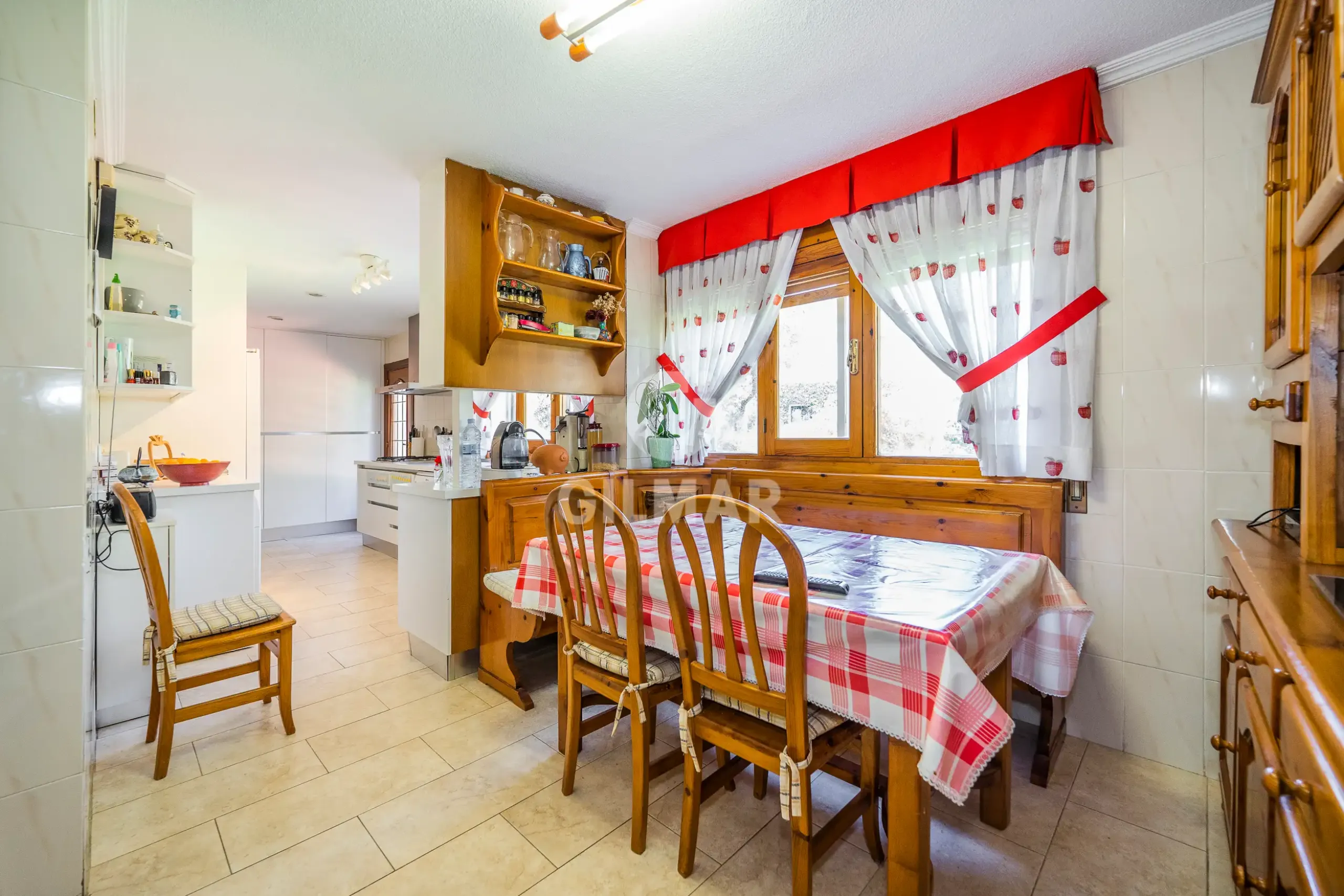 Chalet Independiente en Santo Domingo - Madrid
