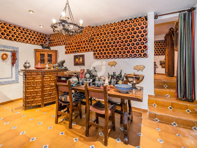 Chalet Independiente en Santo Domingo - Madrid