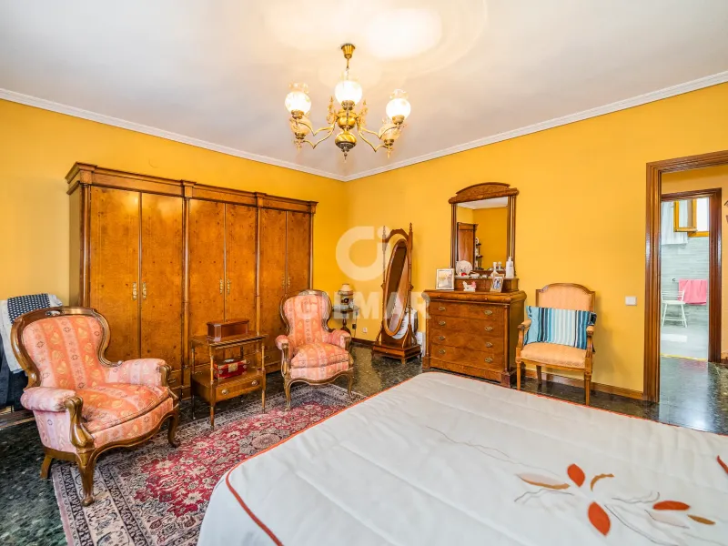 Chalet Independiente en Santo Domingo - Madrid