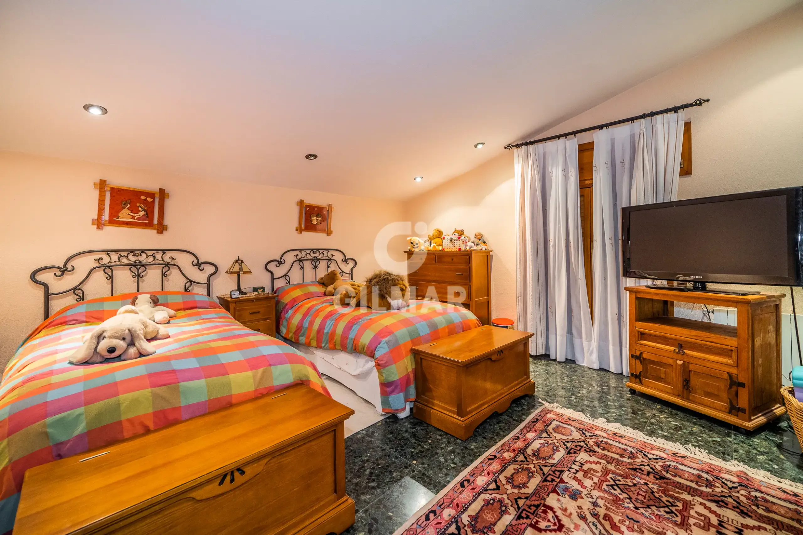 Chalet Independiente en Santo Domingo - Madrid