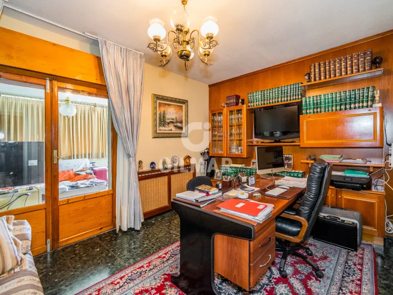 Chalet Independiente en Santo Domingo - Madrid