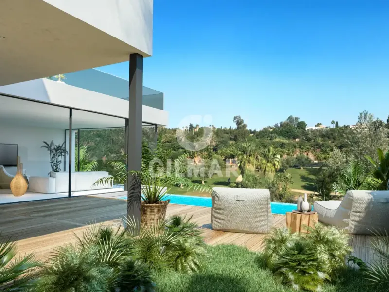 Chalet Independiente en Estepona Este - Málaga