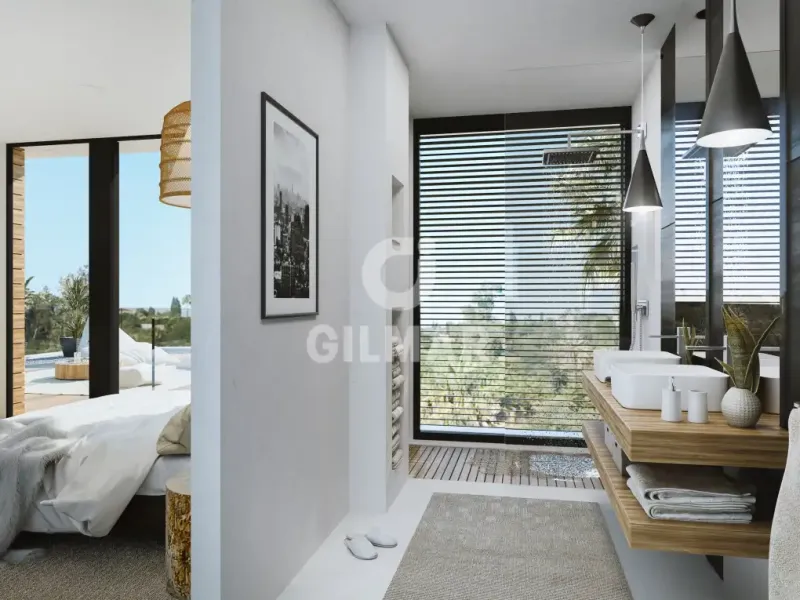 Chalet Independiente en Estepona Este - Málaga