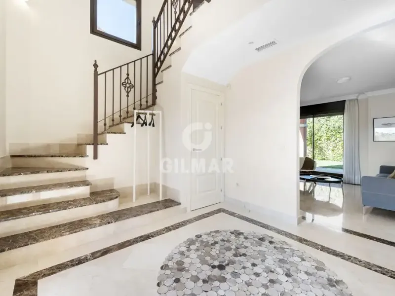 Villa in Estepona Oeste - Málaga