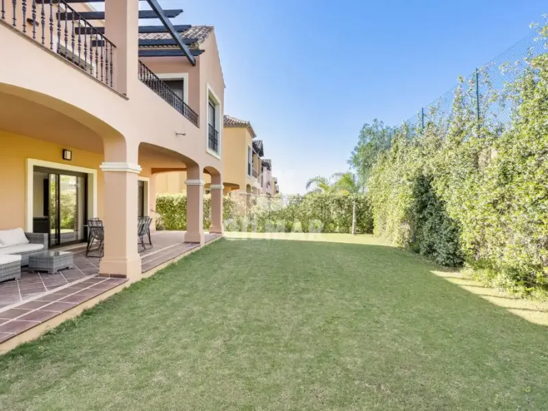 Villa in Estepona Oeste - Málaga